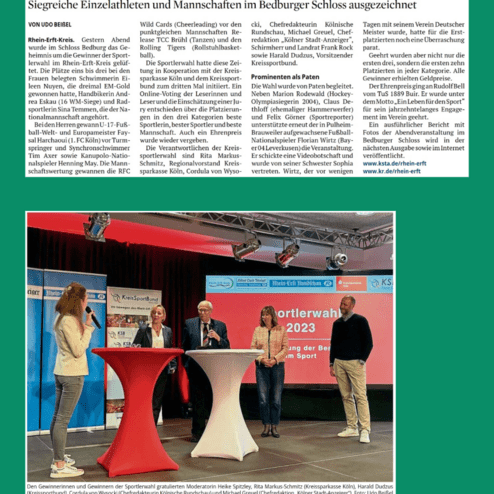 Veranstaltung zur Sportlerwahl 2023 mit Rednern an Stehtischen im Bedburger Schloss, Ehrung von Athleten und Mannschaften.