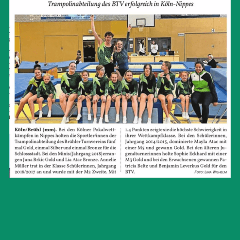 Gruppenfoto der Trampolinsportler des BTV, die bei den Kölner Pokalwettkämpfen Erfolge feierten, darunter fünf Goldmedaillen.