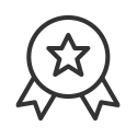 Symbol eines Abzeichens mit Stern und zwei Bändern in minimalistischen Linien auf weißem Hintergrund.